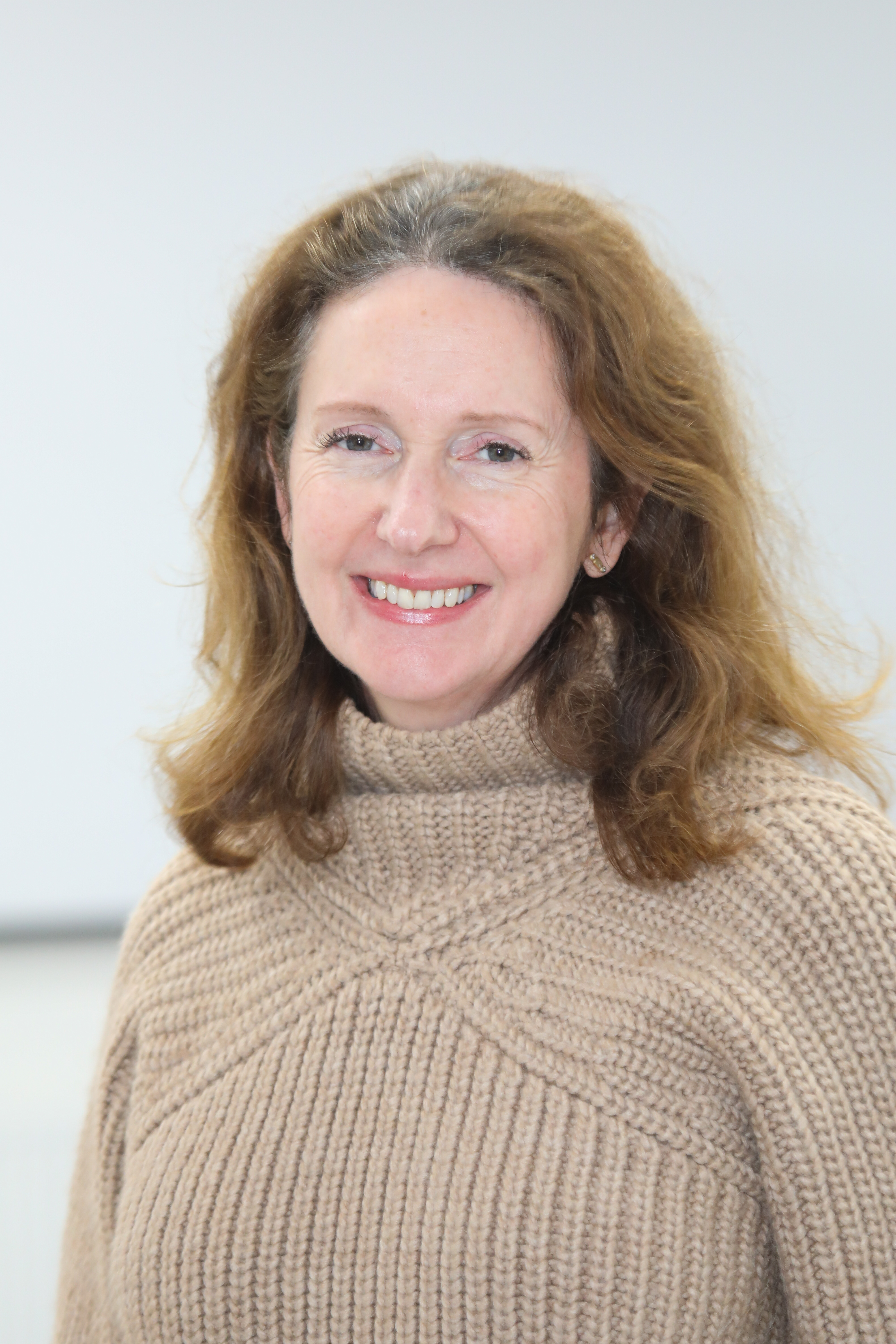 Justine Morton Headshot